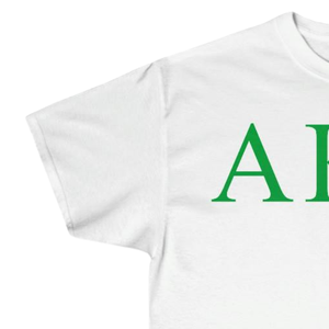 Camiseta con letras AKA, blanca y verde, con estampado gráfico AKA, cuello redondo, manga corta, informal, para hermandades - Product Image 2