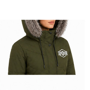 Chaqueta Parka con Capucha para Mujer, con Exterior Impermeable, Interior Acolchado Suave y Prácticos Bolsillos Utilitarios para el Invierno Moderno al Aire Libre - Product Image 3