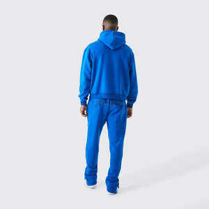 Survêtement pour homme fabriqué au Pakistan, en polyester durable, imperméable et coupe-vent, idéal pour le jogging et la gym, vente en gros de survêtements. - Product Image 3