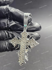 จี้กางเขนแบบกอธิคประดับเพชรโมอิสซาไนต์สีเงินทรงเหลี่ยม ดีไซน์เรียบหรู สไตล์ฮิปฮอป เครื่องประดับแฟชั่น - Product Image 5
