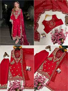 Conjunto de Kurti y Pantalón que Realza la Belleza, Conjunto de Kurti, Blusa, Pantalón y Dupatta Recién Lanzado para Festivales Culturales y Eventos de Boda al por Mayor - Product Image 6