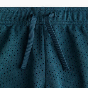 กางเกงขาสั้นชายหาดชายแบบมีโลโก้สั่งทำ กางเกงบาสเก็ตบอลผ้าตาข่ายระบายอากาศ แห้งเร็ว กางเกงกีฬา กางเกงวิ่ง กางเกงลำลอง - Product Image 2