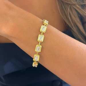 Pulsera de tenis con diamantes cultivados en laboratorio de corte esmeralda y engaste de bisel, cadena de eslabones apilables llamativa, oro macizo auténtico de 10K, 14K, 18K, venta al por mayor B2B - Product Image 2