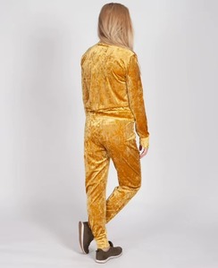 Ensemble de survêtements pour femmes en velours diamanté, survêtement personnalisé avec logo, survêtement de jogging en velours pour femmes, survêtement en velours - Product Image 4