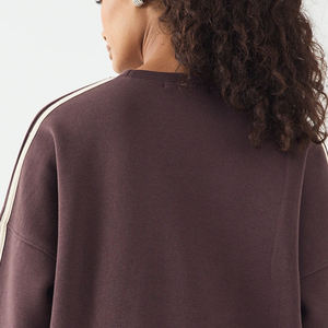 Sweat-shirt confortable pour femmes avec doublure en polaire isolante, design économique à manches longues, service OEM, couture de haute qualité - Product Image 5