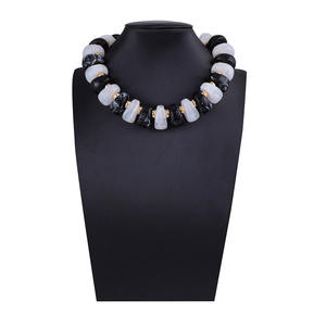 Collier de perles irrégulières en résine faites à la main, multicolores, bijoux de mode, artisanat moulé, pour femmes et filles - Meilleures ventes - Product Image 1