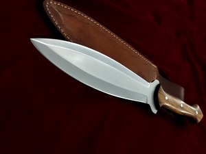 Couteau de chasse à lame fixe en acier inoxydable, pointe de lance, manche en bois, étui en cuir, qualité industrielle, épaisseur 0,6 mm - Product Image 4