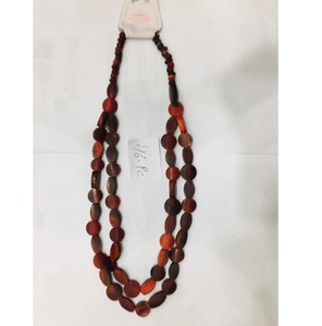 Collier Pendentif Chrétien Fait Main en Perles d'Os et Turquoise pour Femme, Idéal pour Cadeau de Fête (Vente en Gros) - Product Image 3