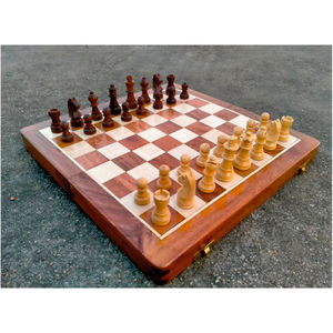 Jeu d'échecs en bois d'érable de qualité supérieure - Échiquier en bois Staunton artisanal de 15 pouces - Jeu d'échecs classique de style tournoi - Product Image 1