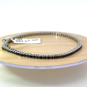 Pulsera de tenis de acero inoxidable chapada en rodio para mujer con incrustaciones de ónix negro redondo, joyería clásica - Product Image 1