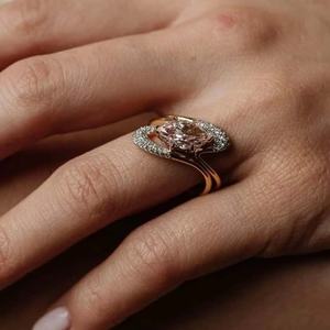 Bague Halo en Or Pur 18K Torsadée avec Coupe Marquise, Pierres Diamantées Naturelles et Pavé de Diamants Rose Intense Fantaisie, Collection Luxe Élégant - Product Image 2