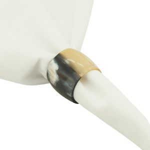 Anillo de Servilleta de Cuerno Hecho a Mano Único para Decoración de Comedor de Lujo y Accesorios de Estilo Contemporáneo para Mesa - Product Image 4