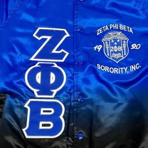 Chaqueta Bomber Negra Desgastada de Satén Zeta Phi Beta con Bordado de Chenille, Prenda de la Hermandad Griega, Unisex Premium - Product Image 6