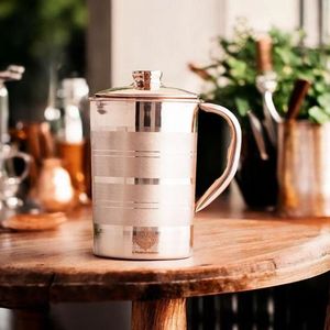 Ensemble de carafes en cuivre pour des présentations culinaires élégantes et culturelles, service d'eau en métal avec verres, durable, réutilisable, pour la cuisine. - Product Image 5