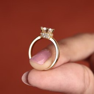 Anillo de diamantes creados en laboratorio de diseño elegante para uso diario, chapado en oro de 10K, 14K y 18K - Product Image 2
