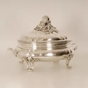 Casserole élégante et classique en acier inoxydable |   Conception durable, antiadhésive et écologique pour tous les types de cuisinières et usage domestique - Product Image 5