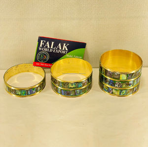 Brazaletes de Concha de Nácar Pintados Ecológicos de Gran Tamaño a Bajo Precio, Brazalete Auténtico con Temática Animal Moderna, Coleccionable de Arte de Lujo - Product Image 1