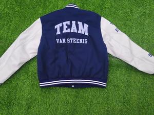 Chaqueta Varsity Personalizada de Alta Gama, Cuerpo de Lana, Mangas con Aspecto de Cuero Personalizables, Transpirable, Resistente al Viento y Ecológica - Product Image 6