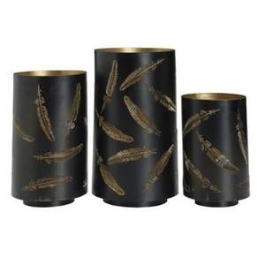 Porte-bougie en métal artisanal conçu pour diffuser une lueur ambiante chaleureuse, améliorant la décoration festive, les espaces de méditation et les maisons. - Product Image 2