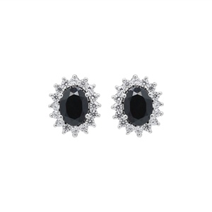 Vente en gros de boucles d'oreilles clous ovales facettées en argent sterling 925 massif avec onyx noir et halo de zirconiums cubiques, Memoria Jewels - Product Image 1