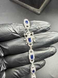 Pulsera de Lujo para Mujer en Plata 925 con Moissanita, Eslabones Geométricos, Piedra Azul Esmeralda, Engaste Hecho a Mano, Joyería para Boda - Product Image 3