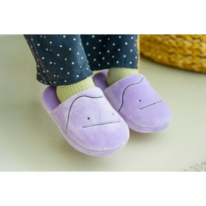 Pantoufles officielles Pokémon Metamon en peluche Ditto violettes - Product Image 1