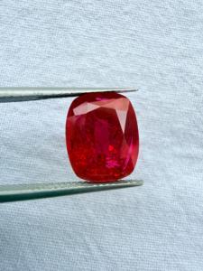 Rubis de qualité supérieure, corindon rouge royal, collections de créateurs pour les fêtes, au meilleur prix auprès de l'exportateur de rubis. - Product Image 3