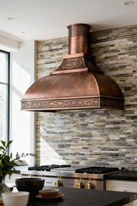 Campana Extractora Decorativa de Cobre Martillado que Ofrece una Potente Extracción de Humo con una Belleza Atemporal para Cocinas de Lujo - Product Image 5