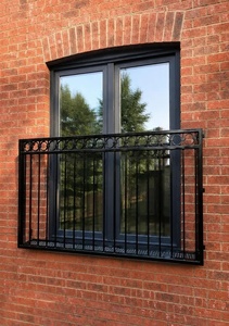 Rampe de balcon traditionnelle en fer forgé ; résistante à la rouille, conception murale ; facile à assembler ; adaptée à une utilisation en extérieur. - Product Image 2