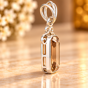 Colgante Rectangular de Cuarzo Ahumado al por Mayor con Diseño Decorativo en Plata para Tiendas Minoristas y Proveedores de Joyería - Product Image 2