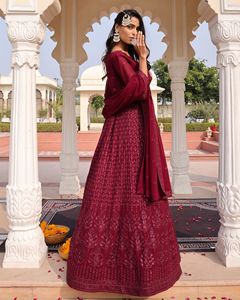 Costume Anarkali pour femmes, élégant, violet, manches 3/4, en crêpe de georgette, semi-couture, pour les mariages et les occasions festives - Product Image 5