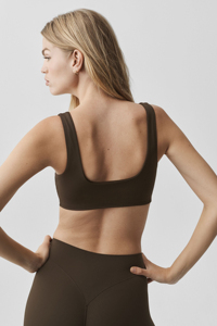 Sujetador deportivo de cuello cuadrado para mujer, soporte medio, sin costuras, top de yoga, color liso, ropa deportiva - Product Image 5