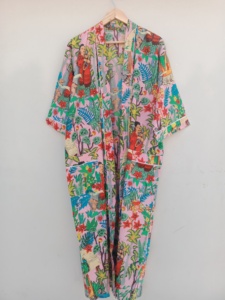 Bata tipo kimono con estampado floral rosa, de longitud completa, manga corta, cuello en V, cierre con cordón, ropa de dormir informal de verano - Product Image 2