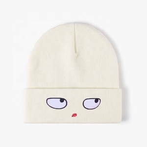 Chaud à la mode mignon bonnets dessin animé visage brodé blanc bonnet tricoté chapeau pour automne hiver chaud bonnets noël tricoté chapeau - Product Image 3