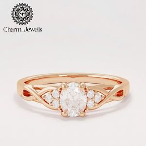 Anillo de Compromiso Clásico con Moissanita en Oro Amarillo, Corte Ovalado y Engaste de Garras, Diseño Floral, para Mujer, Charm_Jewells - Product Image 3