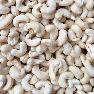 เม็ดมะม่วงหิมพานต์ราคาดีที่สุด เม็ดมะม่วงหิมพานต์ขายส่ง W180 W240 เม็ดมะม่วงหิมพานต์ซานติโก้ ขายส่ง ส่งออกไปยังเอเชีย ยุโรป และตะวันออกกลาง - Product Image 1