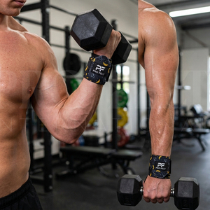 สายรัดข้อมือแบบสั่งทำ Pro Felt สำหรับยกน้ำหนัก ออกกำลังกายเพิ่มพลัง รองรับการฝึกซ้อม ปรับได้ ขนาด 18 นิ้ว - Product Image 4