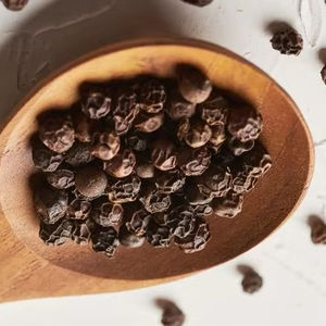 Pimienta Negra Vietnamita en Polvo de Buena Calidad, Pimienta Negra Granulada 550GL, Pimienta Triturada de Primera Calidad, Condimento para Carne de Res - Product Image 1