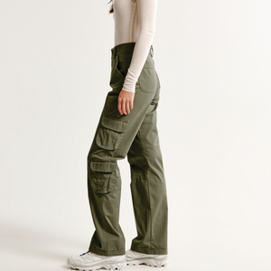 Pantalon cargo taille haute pour femme, vert uni, en toile, coupe ample, longueur intégrale, avec poches, style utilitaire, tissu respirant - Product Image 2