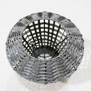Portavelas de Plástico Resistente a la Intemperie con Diseño de Cono y Tejido de Rejilla Gris, de Primera Calidad - Product Image 2