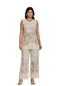 Ensemble de pantalons Kurti sans manches en coton à motifs floraux de l'île Maurice ensemble court pour femmes en Inde fabricant de kurtis en gros en Inde - Product Image 2