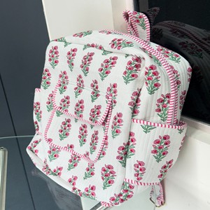 Mochila de Mujer 100% Algodón, Estilo Bohemio Vintage de Lujo, con Estampado Floral, Moderna, para la Universidad, con Cierre, Duradera, Portátil, con Correa de Hombro Arqueada - Product Image 1