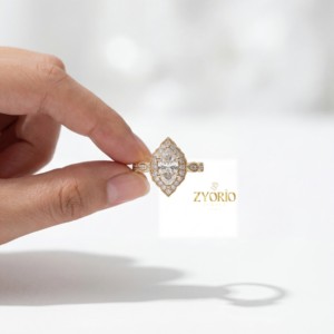 Marquise Cut Halo Ring 14K Gold Vintage Engagement Ring Fine Jewelry Milgrain Diamond Ring Luxury Bridal Gift - Product Image 4