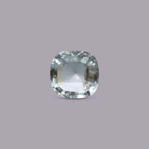 7.6 Carat Oval Faceted Aquamarine Loose Gemstone for Fine Jewelry - Product Image 1