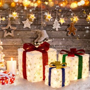 3 Scatole Regalo LED Natalizie Impilabili, Design Robusto e Impermeabile IP65, Accessori per Feste in Plastica per Caminetto, Albero, Portico - Product Image 1
