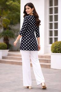Conjunto de Kurta con lunares negros para mujer, con pantalón Palazzo blanco, manga 3/4, corte holgado, atuendo informal indio - Product Image 4