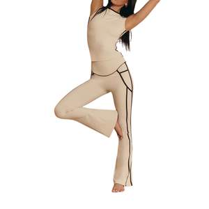 ชุดออกกำลังกายผู้หญิงแบบขายส่งสั่งทำพิเศษ 2 ชิ้น สีตัดกัน เสื้อกล้ามรัดรูปสำหรับเล่นกีฬา และกางเกงเลกกิ้งยกกระชับสะโพกแบบไขว้ ชุดโยคะ - Product Image 1