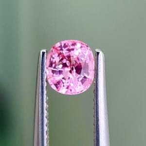 Natural Neon Pink Spinel Oval Cut High Quality GIA Certified Loose Gemstone Fracture Filled VS Clarity for Jewelry Wholesale - Product Image 6