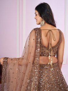 Lehenga Choli clásico marrón bordado con red, largo hasta el suelo, con Dupatta y lentejuelas, estilo A-Line, para bodas y fiestas, para mujer - Product Image 2