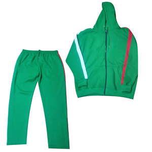 Ensemble deux pièces tendance pour femme : pull à capuche chaud et respirant en maille, style sport décontracté, collection automne - Product Image 4